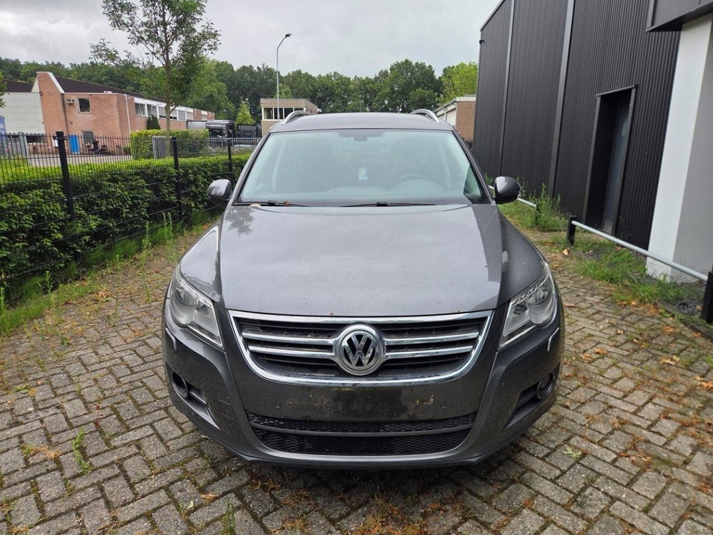 CAPOT Volkswagen Tiguan (5N1 / 2) (|5N0823031D|), Volkswagen, Volkswagen AG, Utilisé, Kundenbetreuung@volkswagen.de