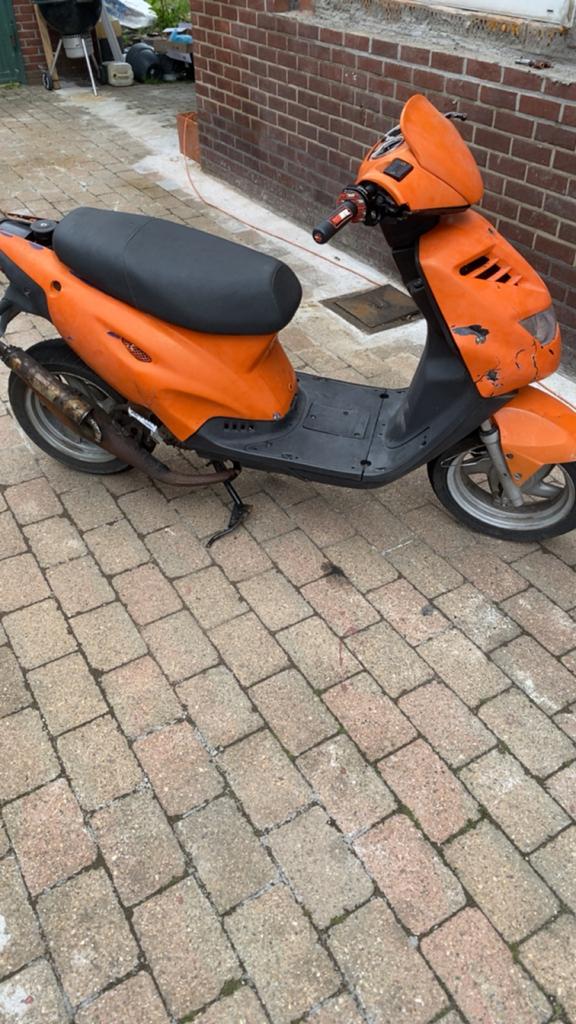 Orange generic cracker, Vélos & Vélomoteurs, Vélomoteurs & Scooters bridés, Autres marques, Enlèvement, Utilisé, Deux-temps