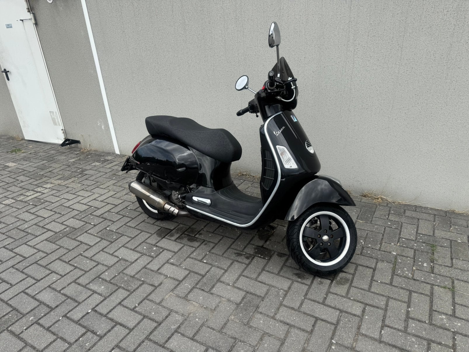 Vespa GTS 250 —Malossi & Polini —  Remus, Enlèvement, Comme neuf