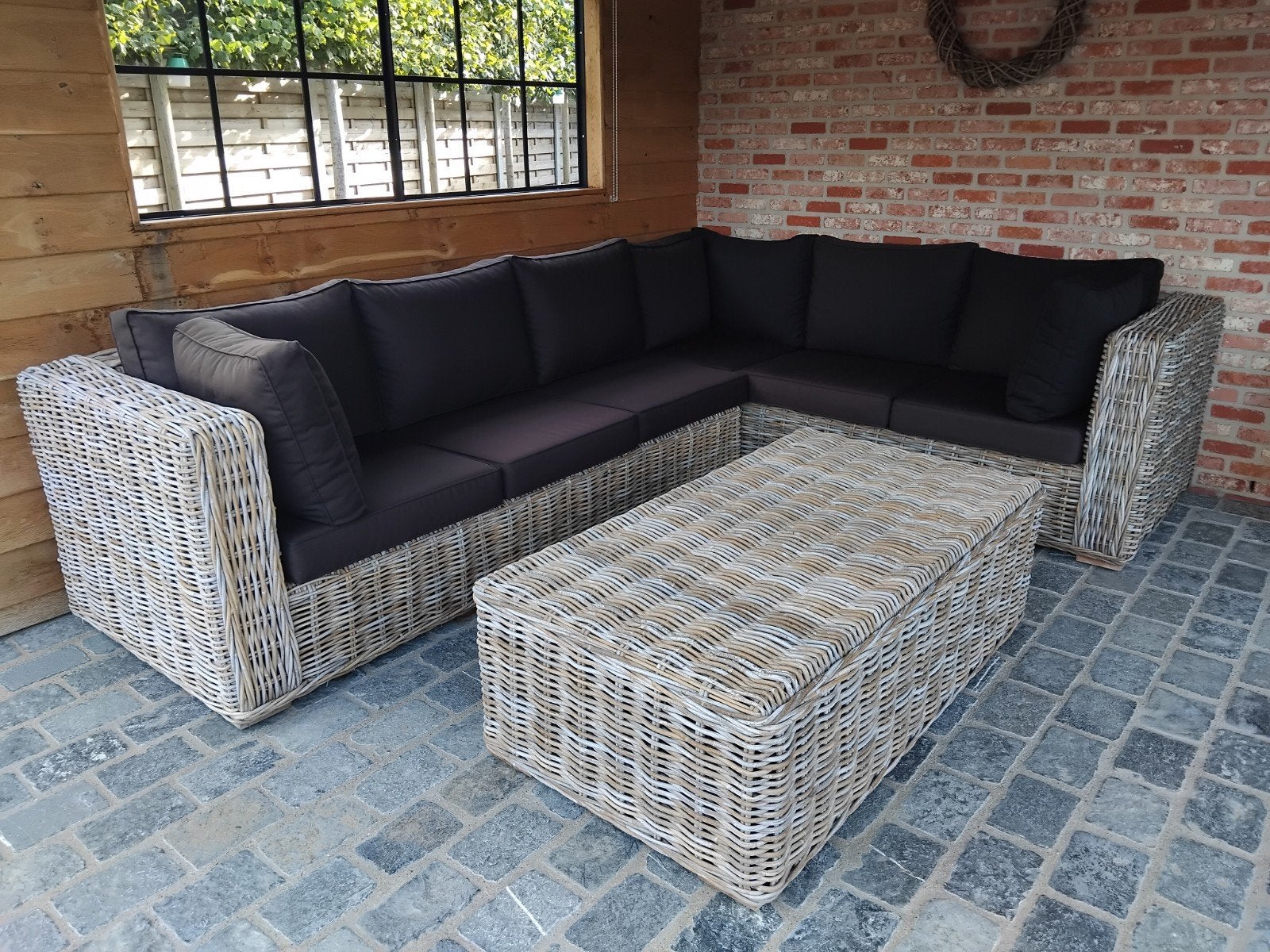 Lounge, Tuin en Terras, Ophalen, Gebruikt, Rotan, 6 zitplaatsen