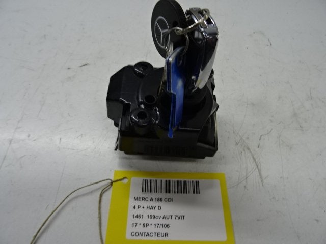 CONTACTSLOT Mercedes-Benz A (W176) (A2469054702), Gebruikt, Mercedes-Benz, Mevr. I. Hauben, Rue de l'Espoir 34 34
4030  GRIVEGNÉE, BE