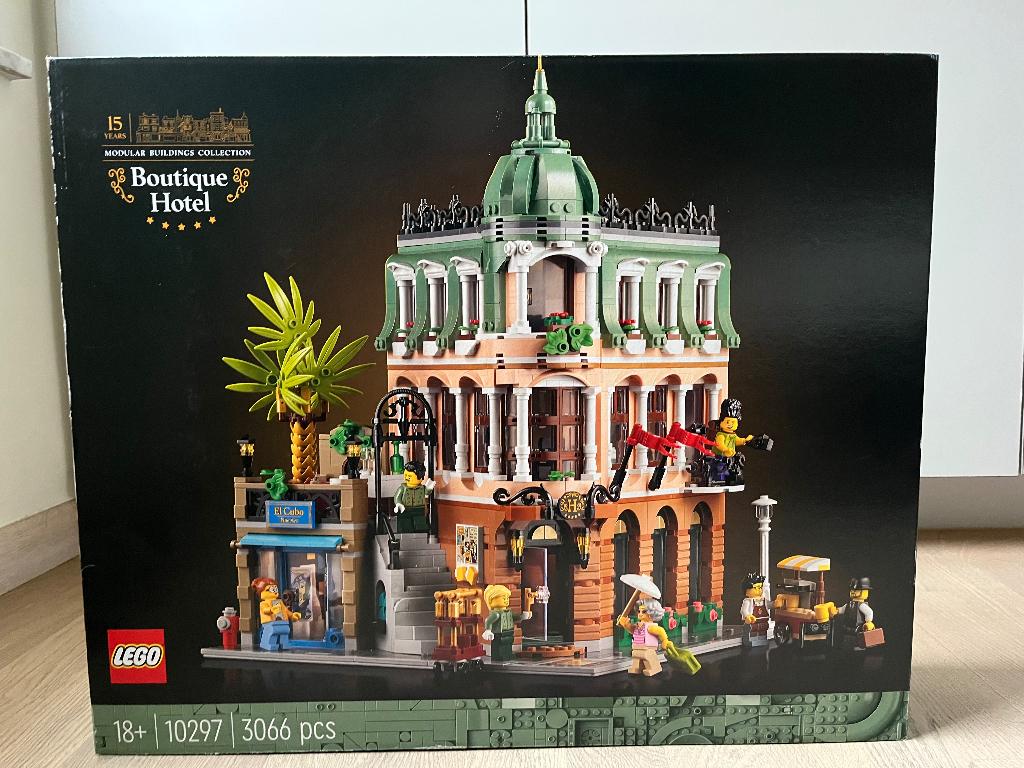 LEGO  Icons  10297 Boetiekhotel sealed, Lego, Nieuw, Ophalen of Verzenden, Icons