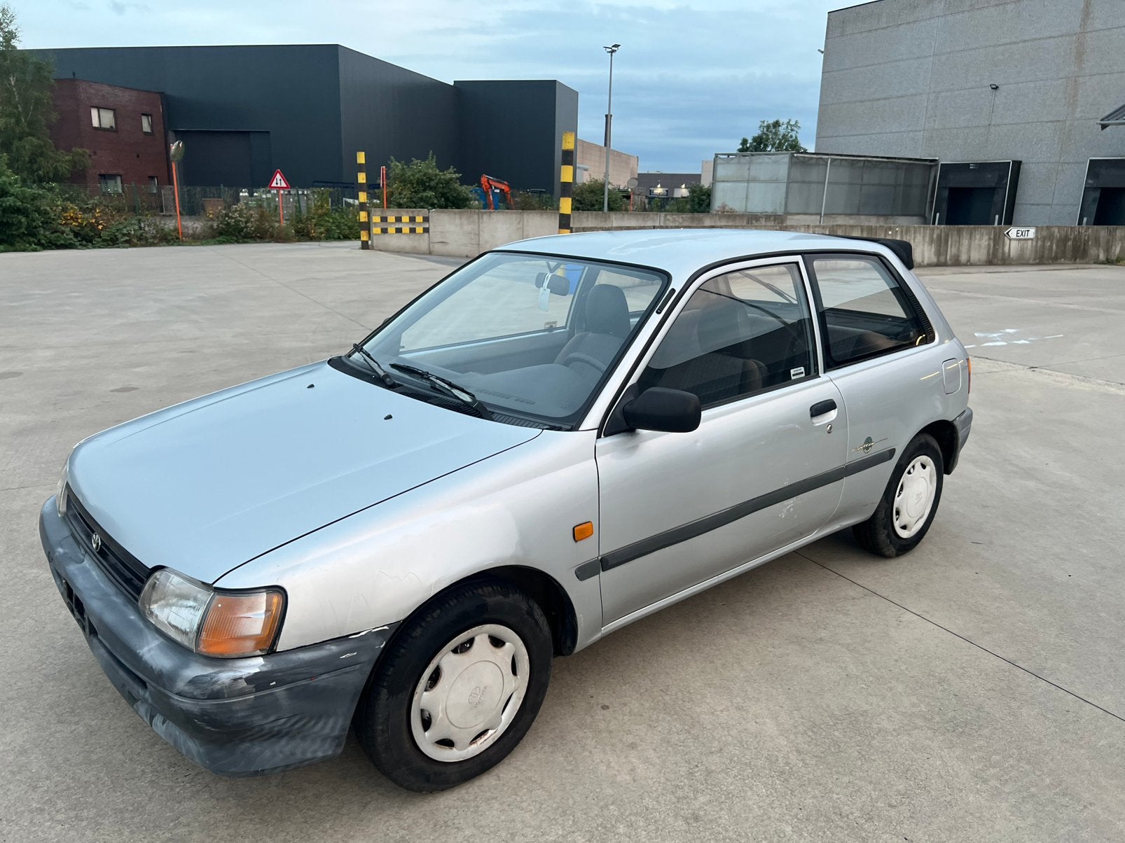 Toyota Starlet 1.3 Benzine , Automaat , 1995 , 148.000 KM, Autos, Toyota, Achat, Entreprise, Starlet, Automatique