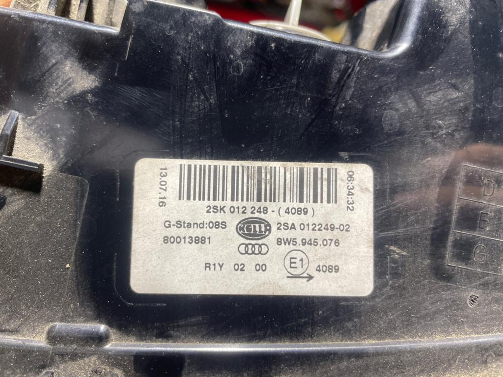 Rechter achterlichten AUDI A4 8W5945076, Auto-onderdelen, Ophalen, Gebruikt, Audi