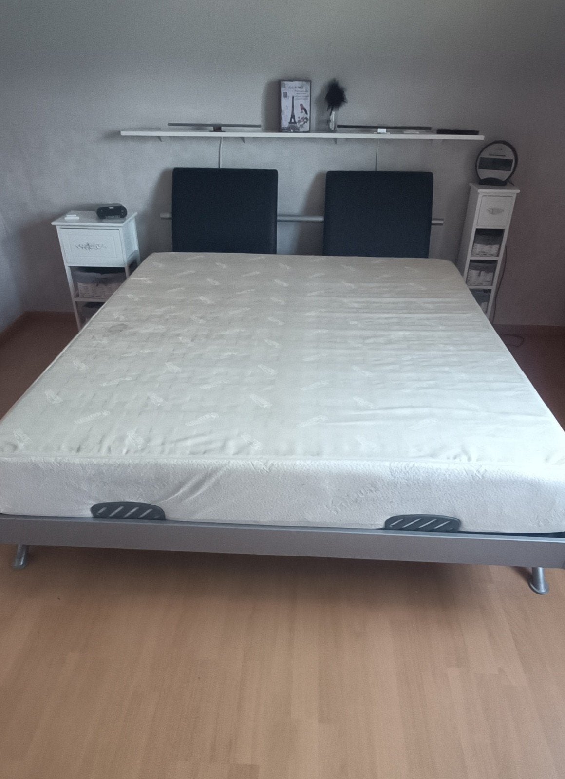 Bed met Tempur lattenbodem, Ophalen, Gebruikt, Tweepersoons, 200 cm