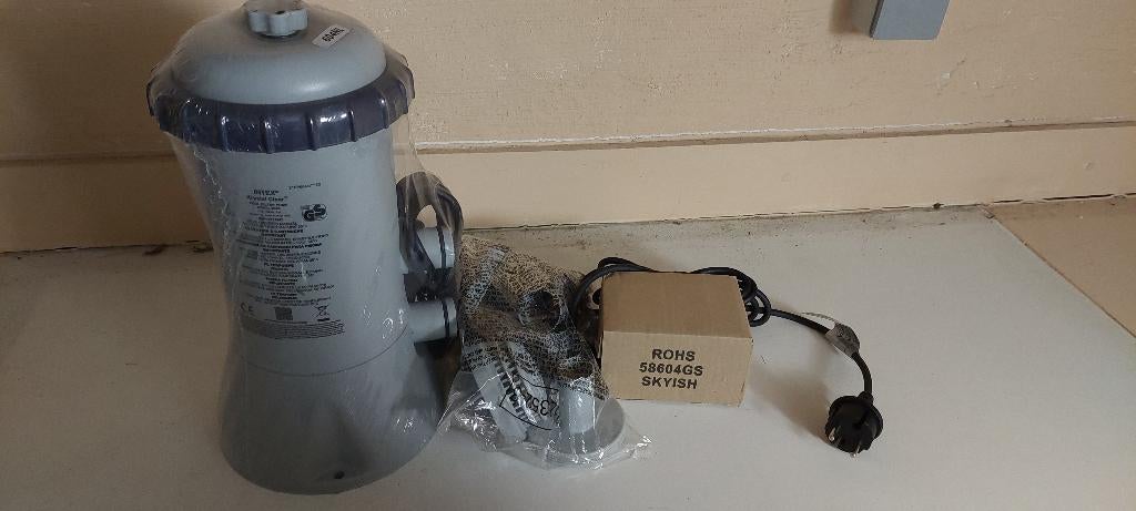 Pompe Intex model 604G, Enlèvement, Neuf, Pompe