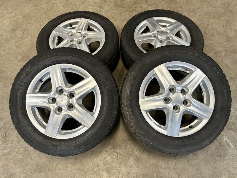 16 inch Alutec velgen + zomerbanden VW Caddy Touran Passat T, Pneus et Jantes, 215 mm, 16 pouces, Pneus été