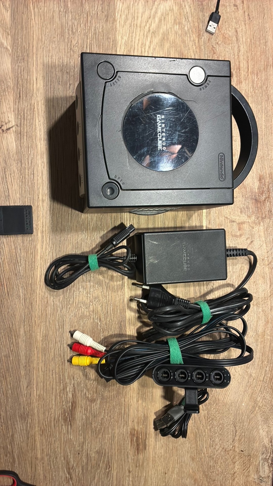 GameCube met originele kabels (Beschadigd!), Ophalen, Gebruikt, Zwart