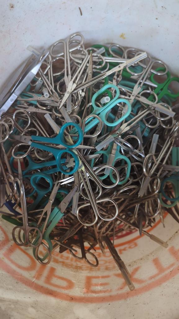 Gratis - honderden schaartjes.  Gaat naar containerpatk, Bricolage & Construction, Quincaillerie & Fixations, Enlèvement