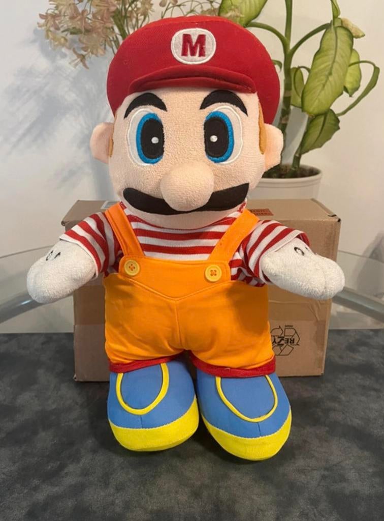 Super Mario Retro Plushie, Kinderen en Baby's, Speelgoed | Knuffels en Pluche, Super Mario, Ophalen of Verzenden, Zo goed als nieuw