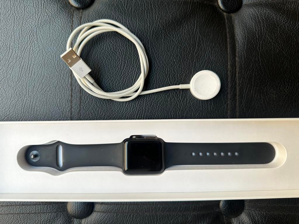 Apple watch Series 3 38mm zwart, Ophalen, Zo goed als nieuw, Zwart