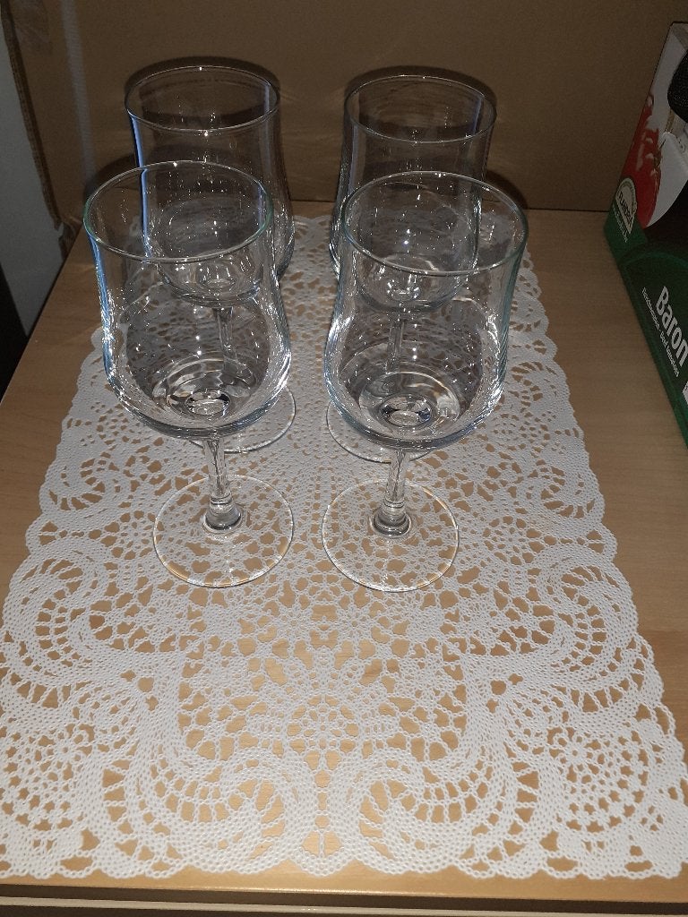 4 VERRES A VINS LUMINARC, Enlèvement, Comme neuf, Autres types