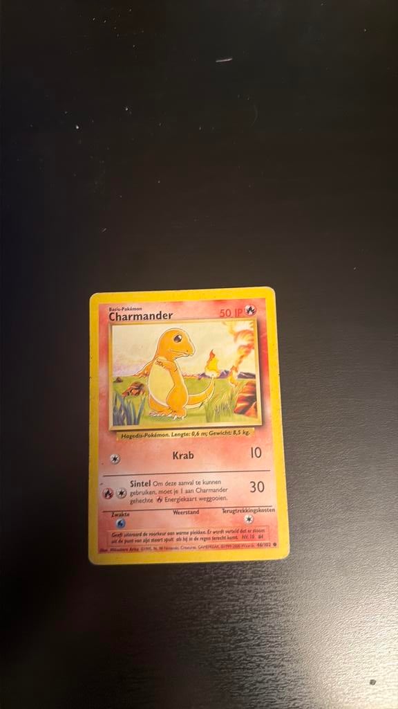 Charmander 46/102, Hobby en Vrije tijd, Verzamelkaartspellen | Pokémon, Ophalen of Verzenden, Zo goed als nieuw