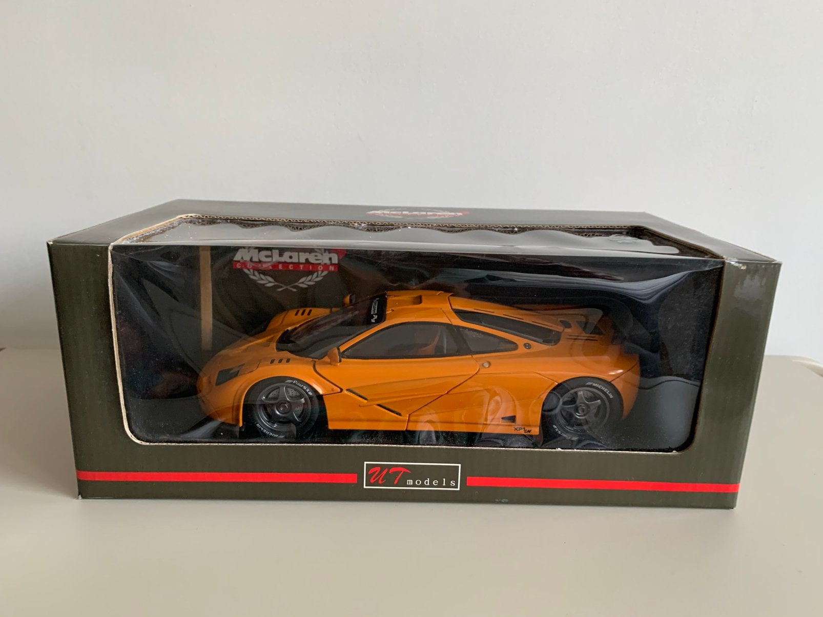 McLaren F1 GTR Le Mans, Hobby & Loisirs créatifs, Enlèvement ou Envoi, UT Models