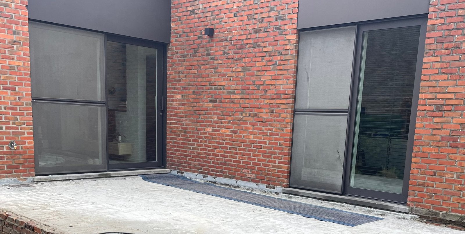 Twee schuiframen aluminium met hoogrendementsglas, Ophalen, Gebruikt