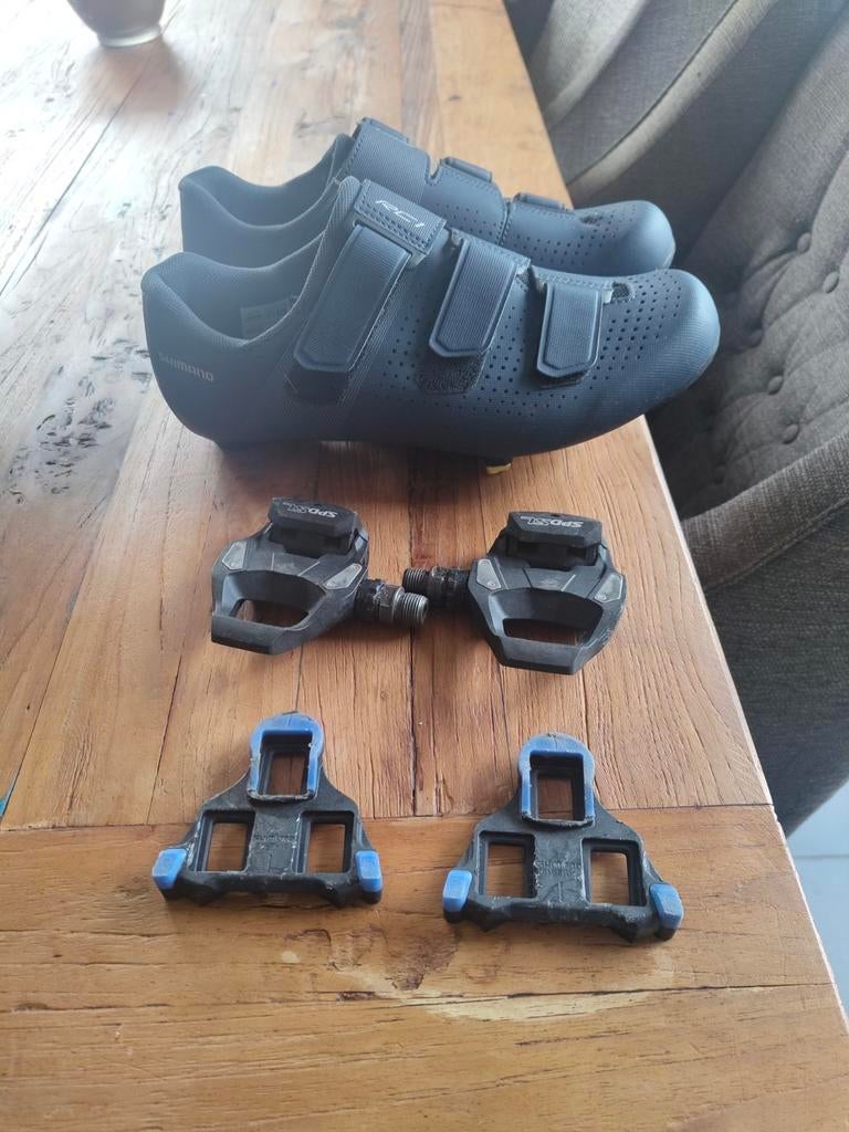 Shimano schoenen + pedalen, Ophalen, Zo goed als nieuw, Schoenen