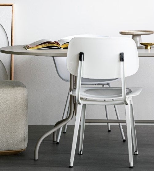 Iconische “REVOLT CHAIR” – Friso Kramer – 4 st., Ophalen, Kunststof, Wit, Zo goed als nieuw
