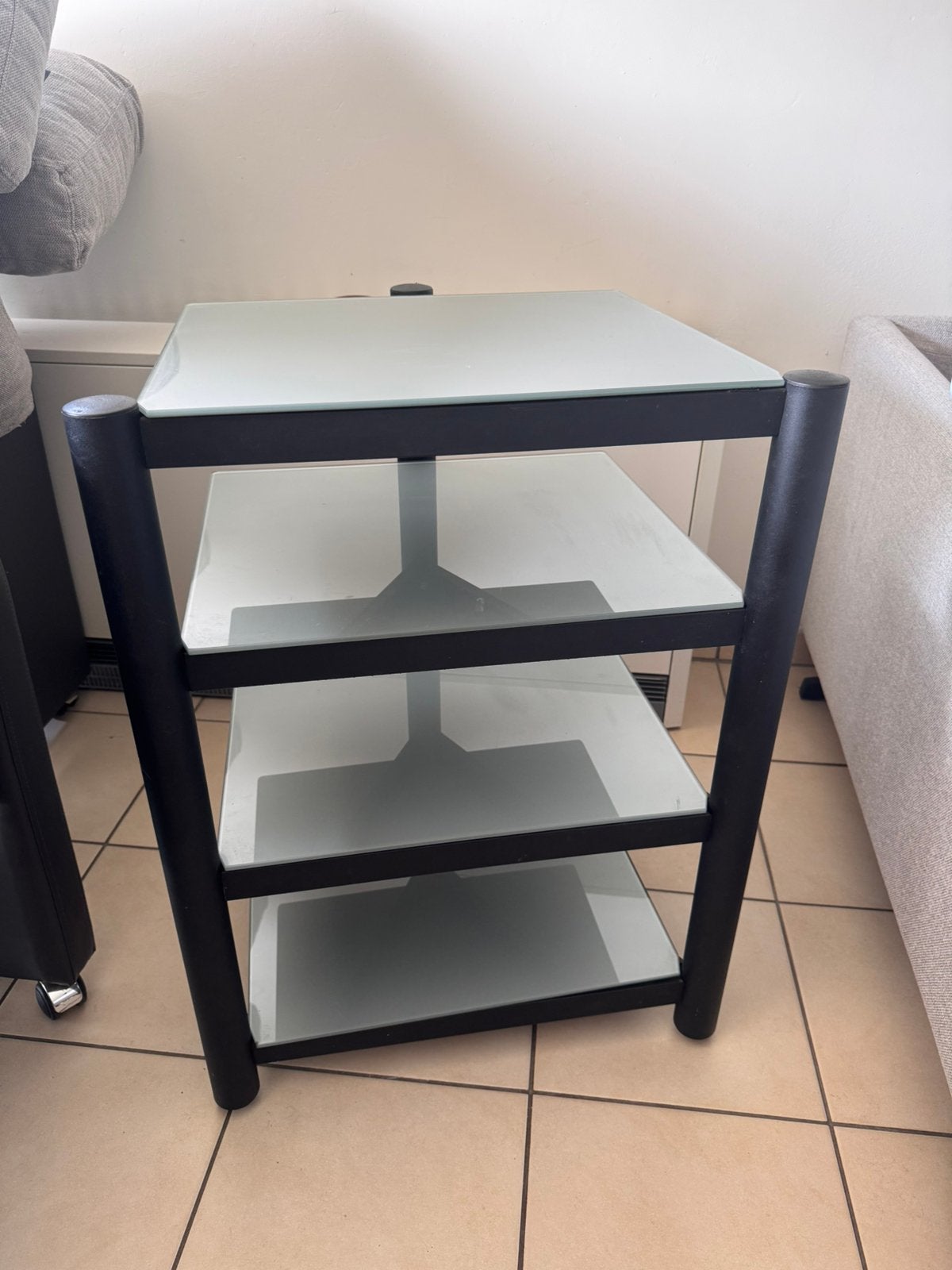 Meuble hi-fi acier, verre trempé et pieds anti-vibrations, Moins de 100 cm, Enlèvement, Utilisé, 50 à 100 cm
