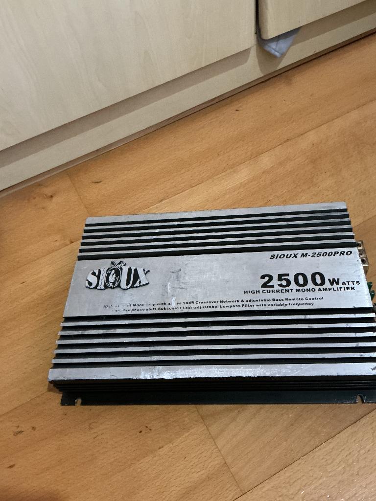 Amplificateur de voiture mono Sioux M-2500PRO - 2500 W, Enlèvement