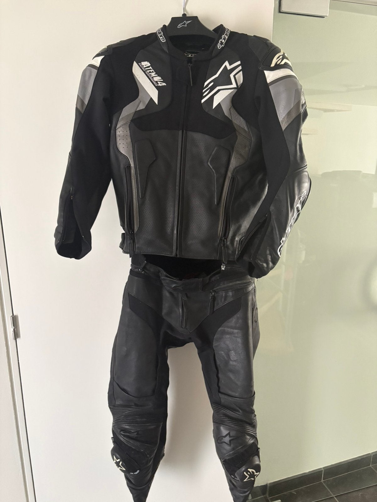 Alpinestars leren motorpak, Motos, Vêtements | Vêtements de moto, Combinaison, Hommes, Seconde main, Enlèvement