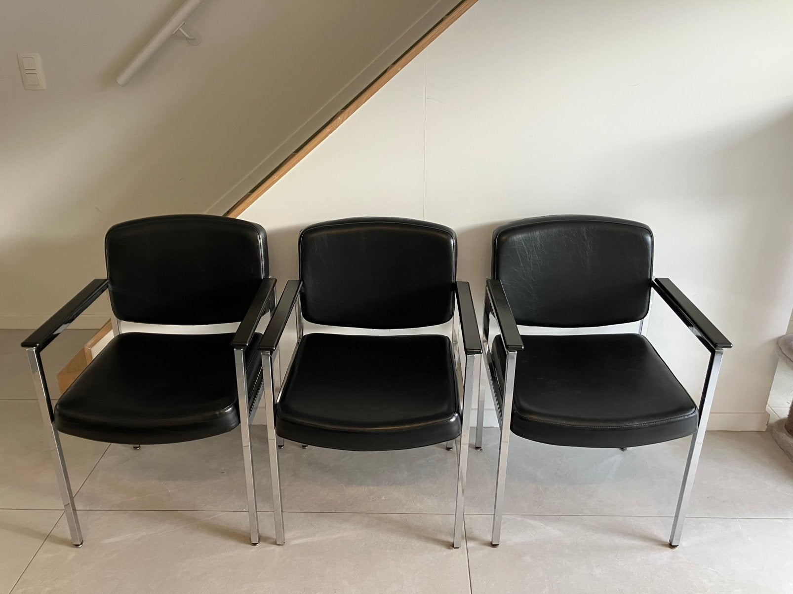 3 chaises élégantes : noir et métal, Maison & Meubles, Chaises, Trois, Enlèvement, Utilisé, Métal