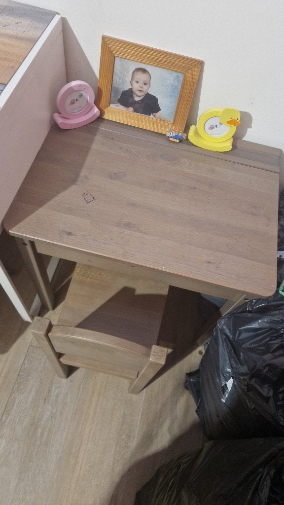 Bureau kindje, Autres styles, Bureau enfant, Bois, Espace de rangement