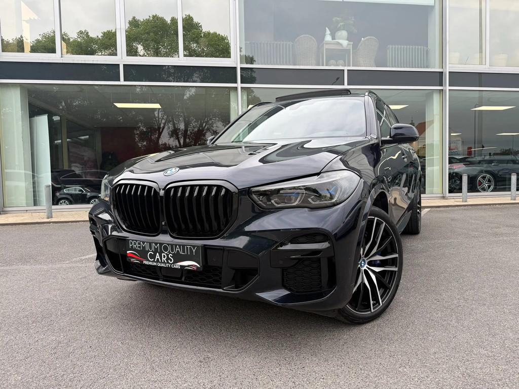 BMW X5 PANO / CARPLAY / SFEERVERLICHTING / 360° CAM /, Auto's, BMW, Automaat, Gebruikt, Zwart, Bedrijf
