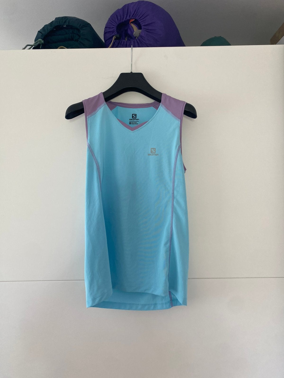 Salomon topje medium, Kleding | Dames, Maat 38/40 (M), Blauw, Ophalen of Verzenden, Zo goed als nieuw