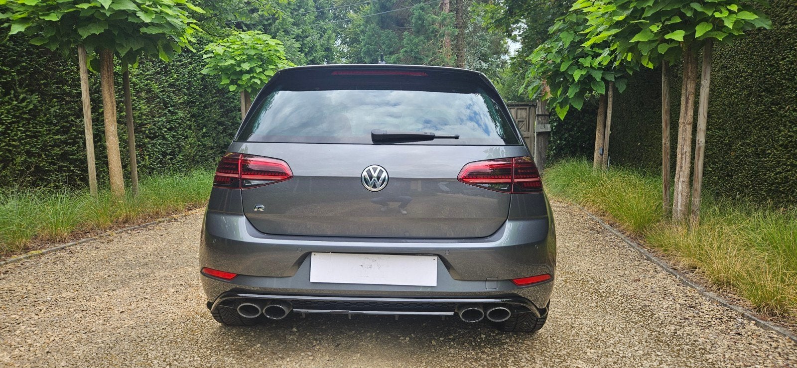 GOLF R - TOPSTAAT, Enlèvement, Avant