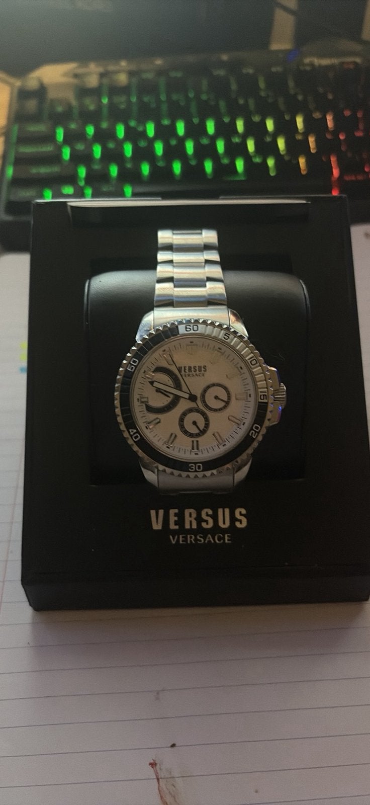 Montre Versus Versace, Bijoux, Sacs & Beauté, Enlèvement, Comme neuf