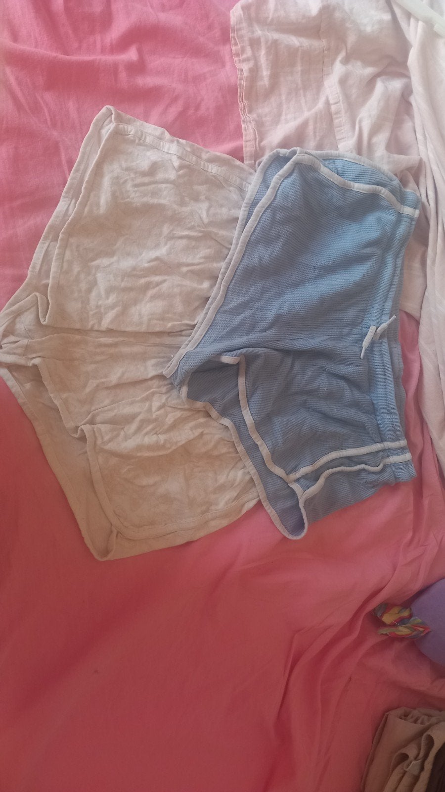 2 pyjama shortjes, blauw en wit, maat M , primark, Kleding | Dames, Pyjama's, Primark, Ophalen of Verzenden, Gedragen, Maat 38/40 (M)