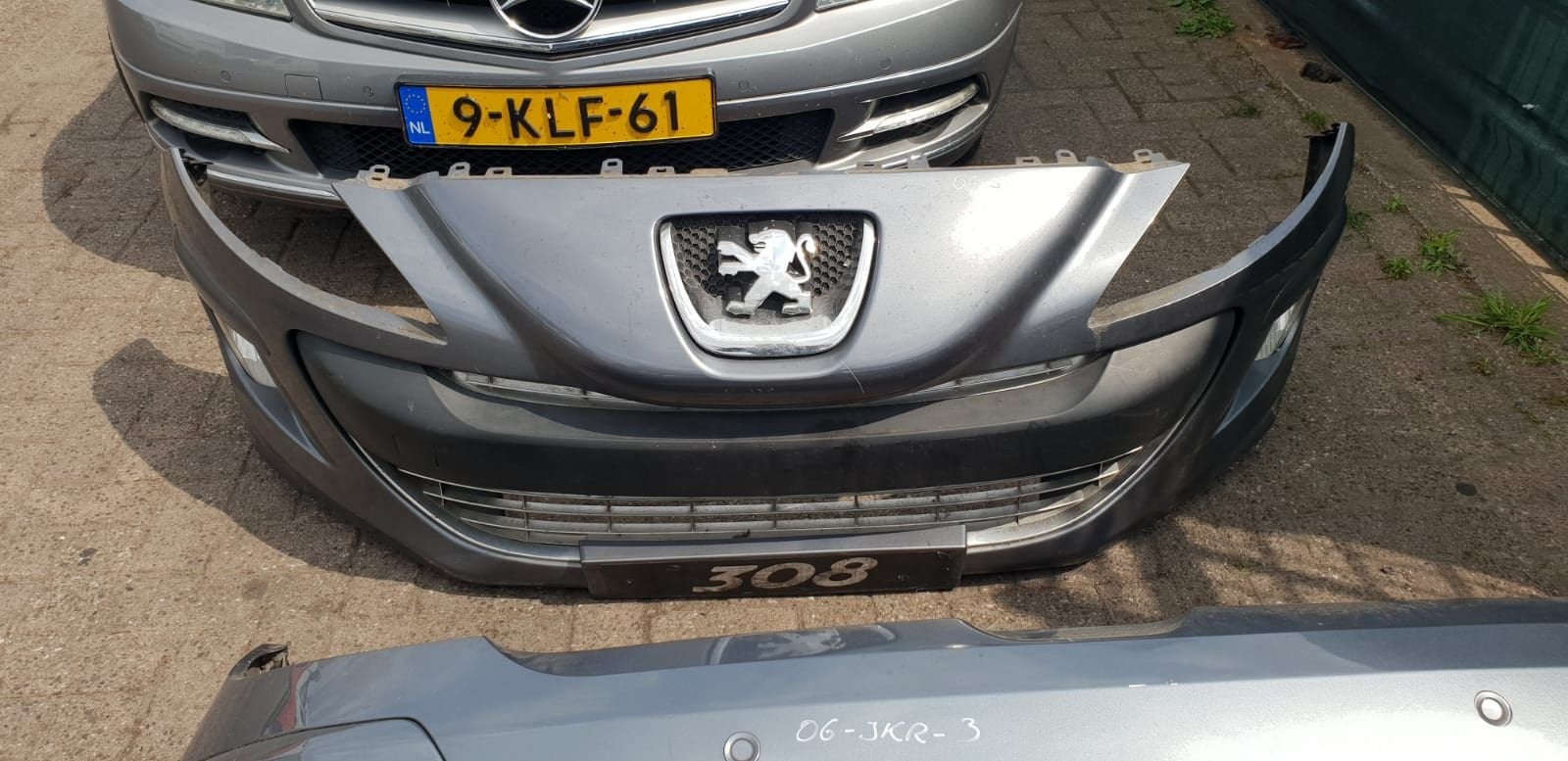 PEUGEOT 308 VOORBUMPER BJ 2006 TOT 2010, Autos : Pièces & Accessoires, Carrosserie & Tôlerie, -, Utilisé, -, Avant