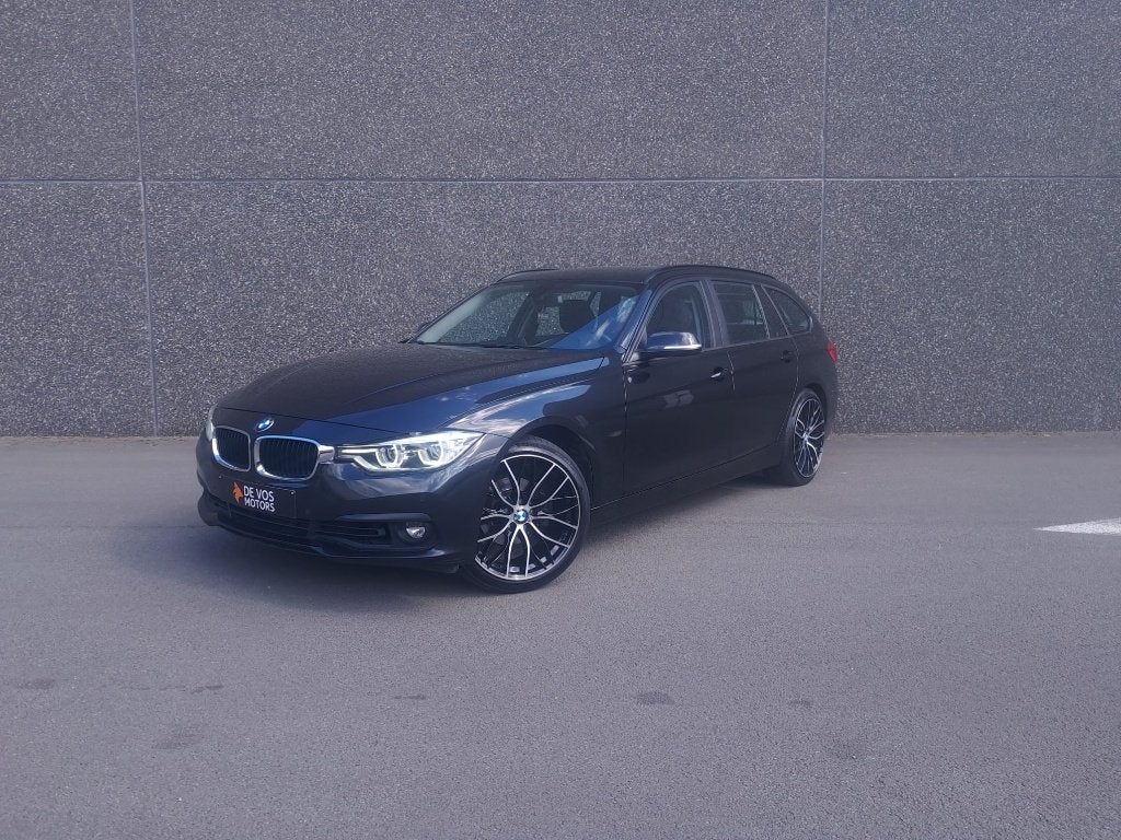 BMW 318iA touring Automaat | 06-2019 | Break F31, Auto's, BMW, Achterwielaandrijving, Zwart, Leder, Bedrijf
