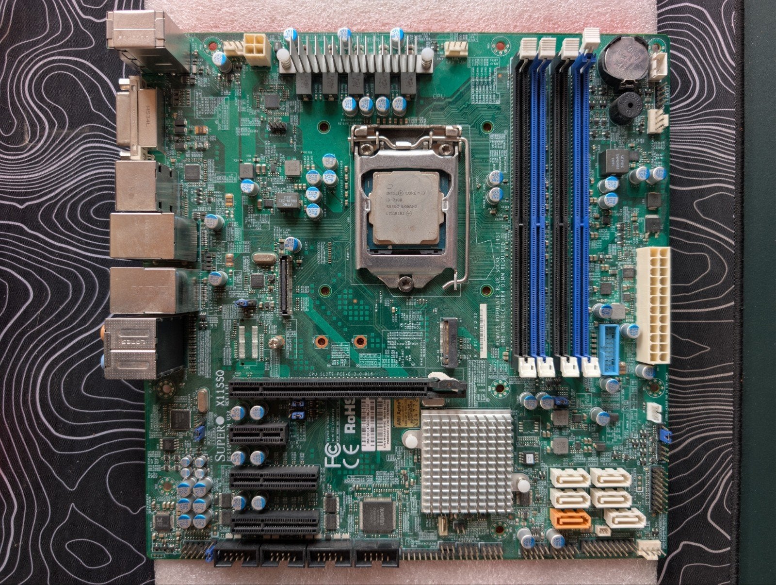 Supermicro X11SSQ, Informatique & Logiciels, Enlèvement, Utilisé, Intel, Micro-ATX
