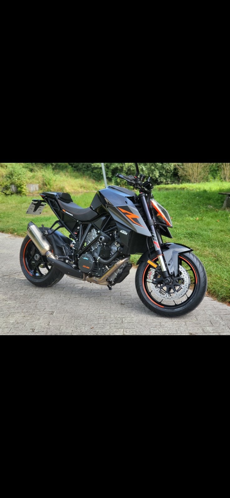 KTM 1290 Super Duke R – 2018 – 15 3xx km – Excellent état, Particulier