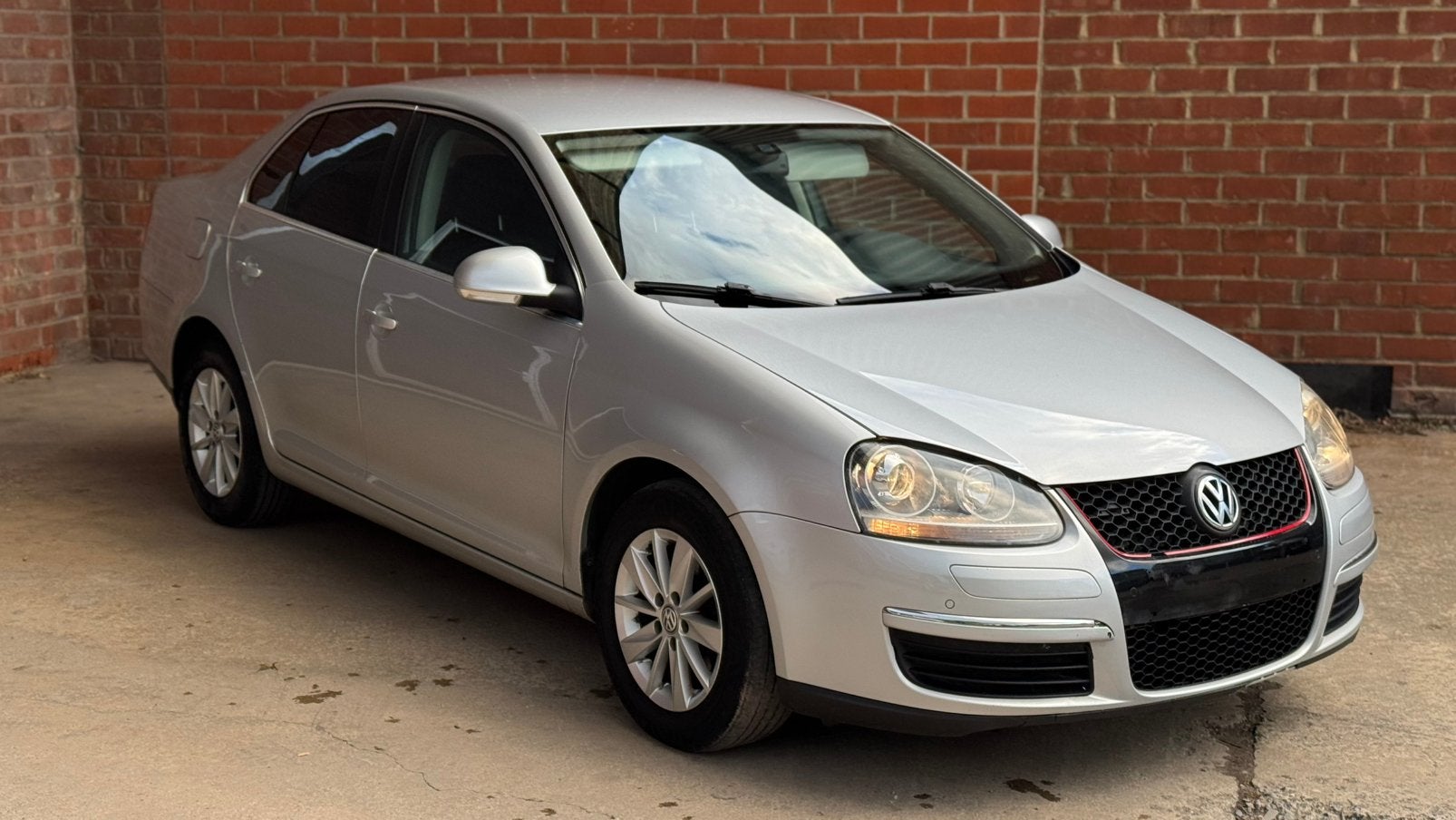Vw Jetta 1.6TDI HIGHLINE 2010 235.000Km, Autos, Entreprise, 5 portes, 105 kW, Diesel