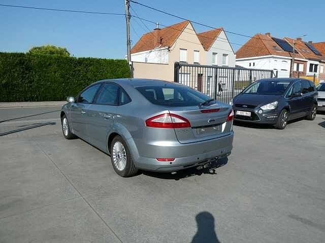 Ford Mondeo 5d 1.8 TDCi 110pk Business Trekhaak '09, Autos, Argent ou Gris, Achat, Capteur de stationnement, Entreprise