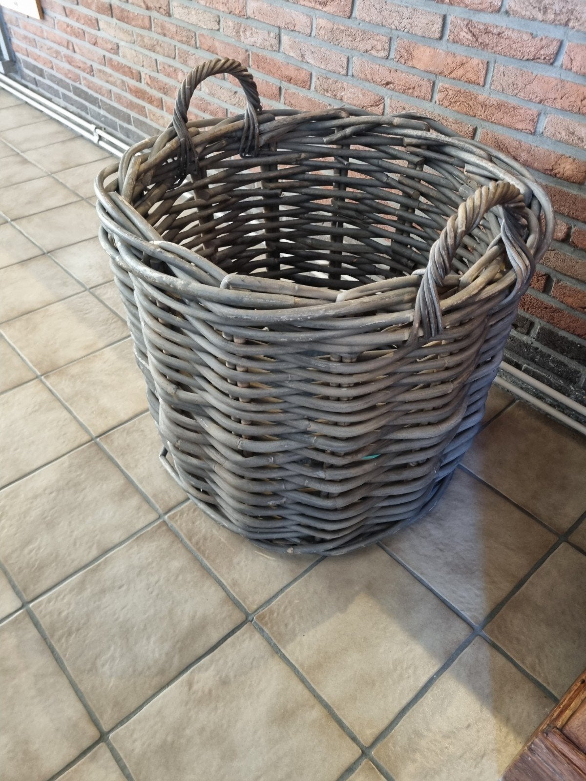 houtmand   of opbergmand hoog55 cm doorsnee  65cm, Huis en Inrichting, Ophalen