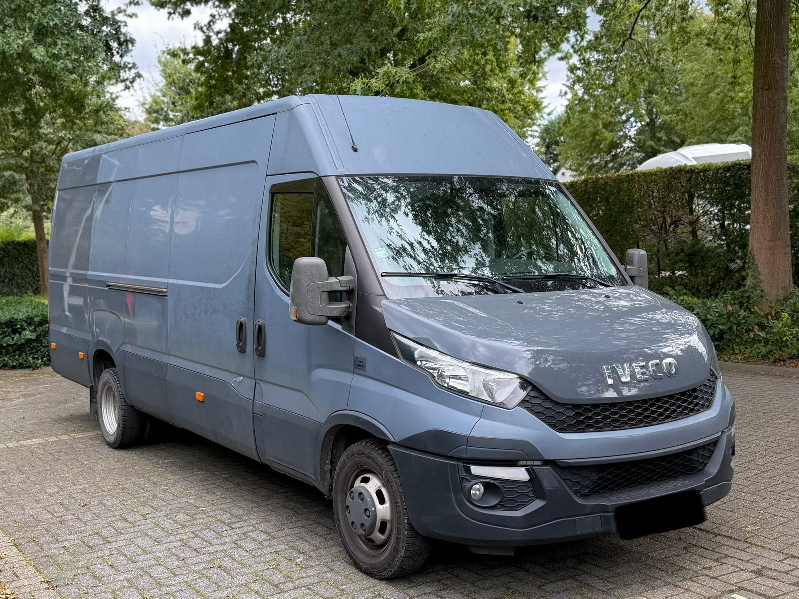 Iveco Dialy 35C17 170Pk Hi-Matic L4H2 Navi/Airco/Camera, Autos, Camionnettes & Utilitaires, Cuir, Achat, https://public.car-pass.be/vhr/d9c5e813-c376-4c6b-b6c9-e9c48a07b14c