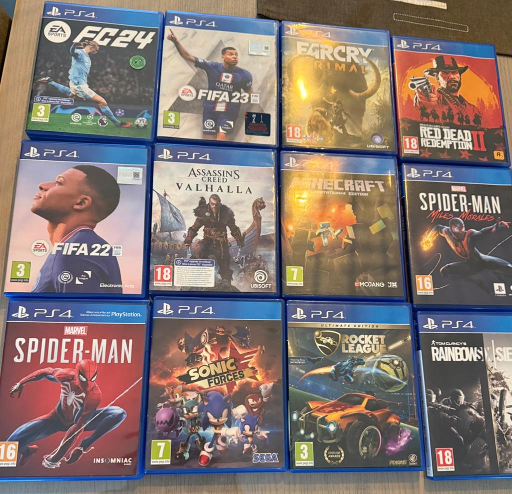 Ps4 spelletjes, Games en Spelcomputers, Ophalen, Zo goed als nieuw