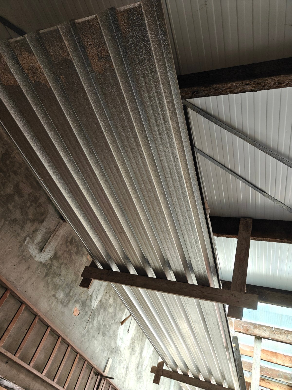 Aluminium profielplaat / damwandplaat, Ophalen