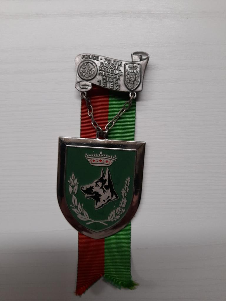 Medaille police-politie brussel mars 1982, Ophalen of Verzenden