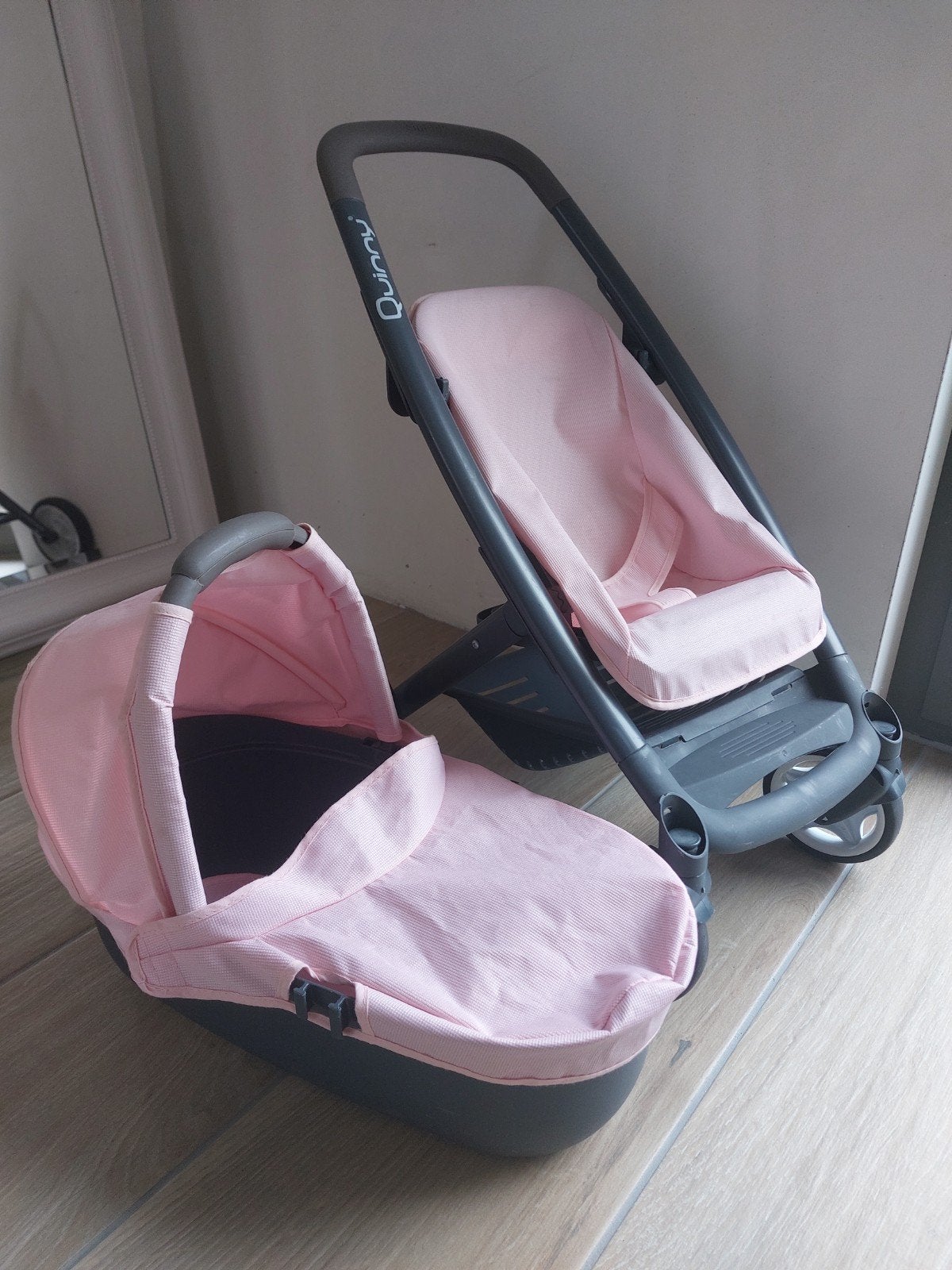 poppenwagen smoby quiny 3 in 1, roze, met wieg, Kinderen en Baby's, Ophalen