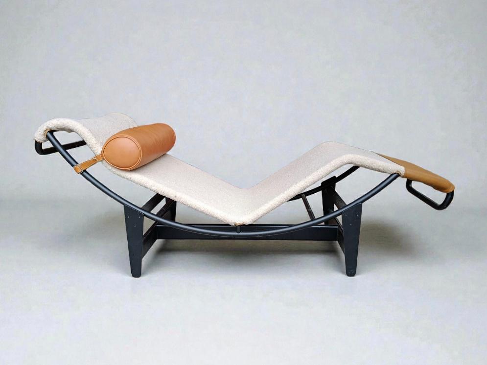 Perriand jeanneret le corbusier chaise longue lc4 cassina, Enlèvement ou Envoi