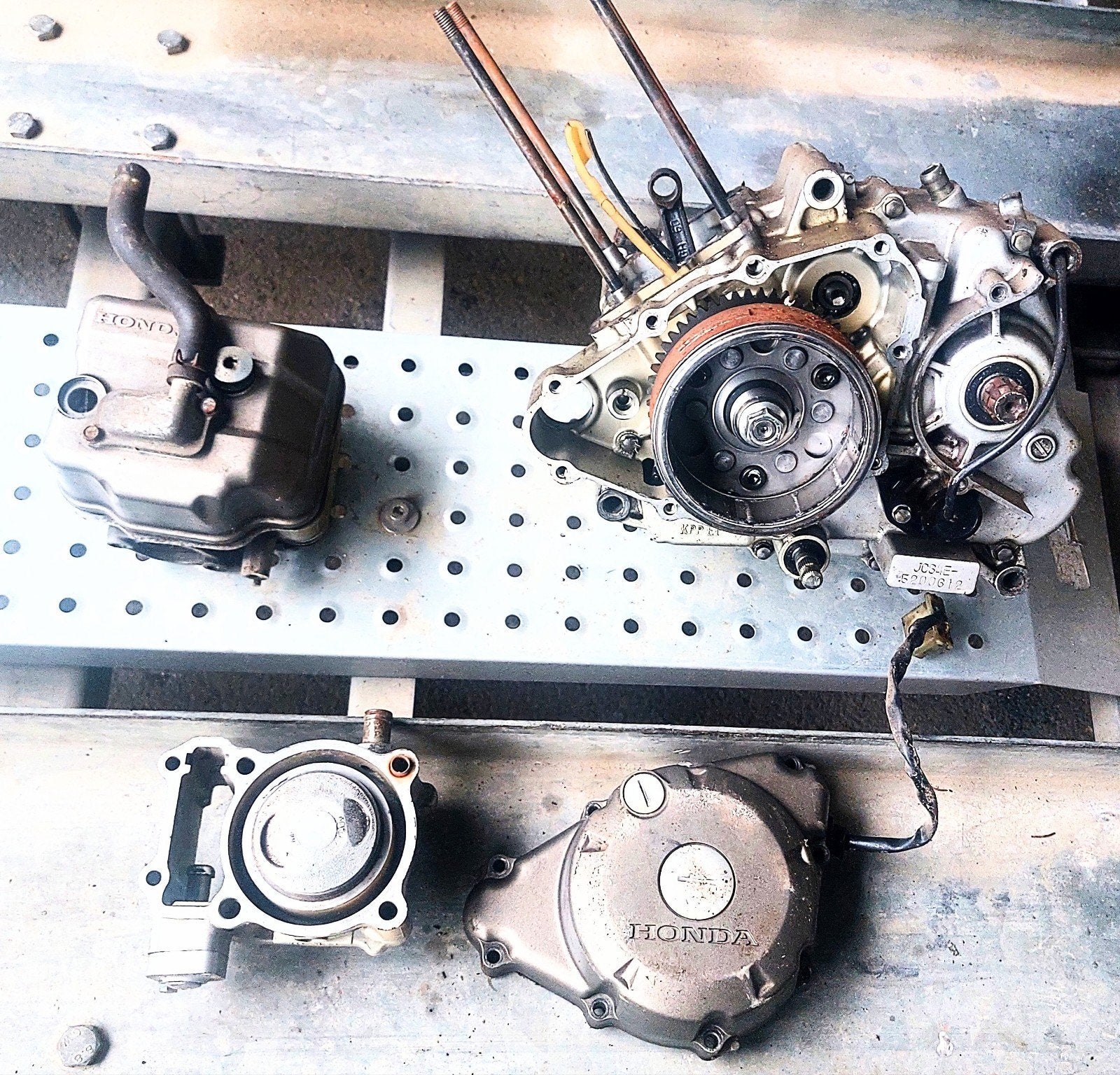 Moteur de HONDA CBR 125 de 2005 pour pièces