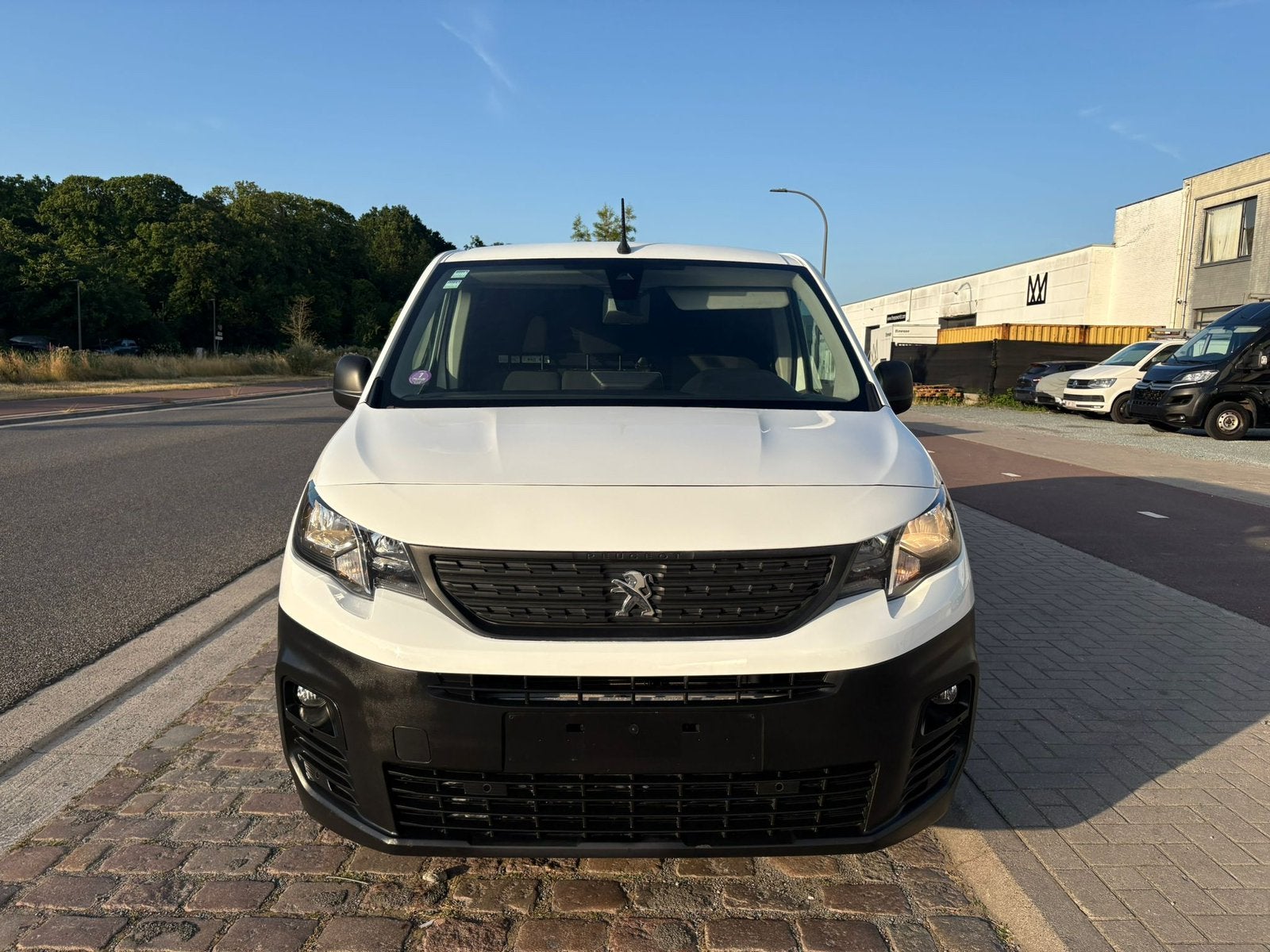 Peugeot Partner L2 | 12M Garantie | 86 Dkm | Benzine | 2019|, Auto's, Peugeot, Voorwielaandrijving, Testrit aan huis, Stof, 1199 cc