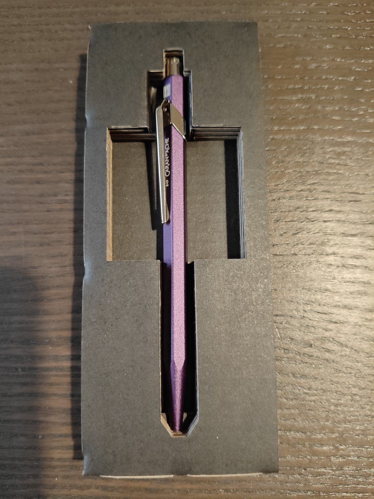 Stylo Nespresso Caran d'Ache édition limitée 2020, Collections, Neuf, Autres marques, Enlèvement ou Envoi, Avec boîte