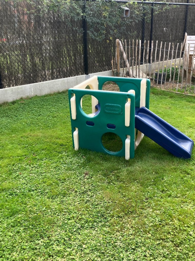 Little tikes glijbaan en klimkubus, Ophalen, Zo goed als nieuw, Glijbaan