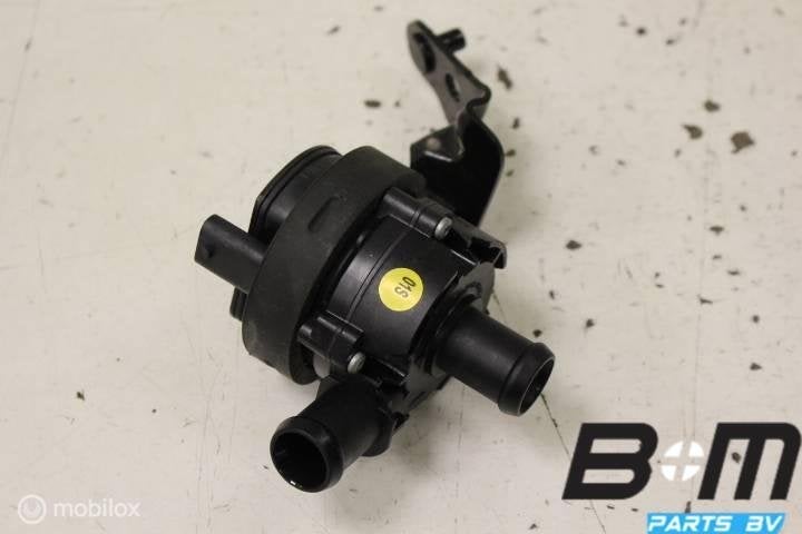 Extra waterpomp Audi A3 8V 3 deurs, Gebruikt