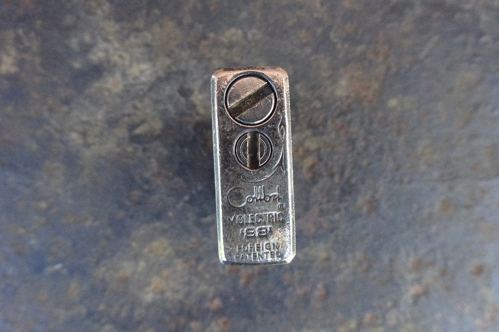 Briquet Colibri molectric 88 foreign patented, Collections, Articles de fumeurs, Briquets & Boîtes d'allumettes, Enlèvement, Utilisé